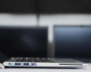 HP EliteBook 830 G8, Intel Core i5, 16GB So-Dimm DDR4, 512GB M.2 SATA SSD, Intel Iris Xe Graphics, 13.3" 1920x1080 Full HD 16:9, Grade B