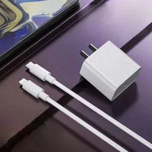 VCom кабел Cable Type C to Lighting 1m - CU289