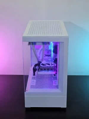 RX 7800XT 16GB / Ryzen 7-7700 / RAM 32GB / SSD 1TB / Wi-Fi / Bluetooth / Водно / Геймърски компютър WhiteReaper 1155