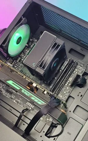 RX 6900XT 16GB/ Ryzen 7-5700X/ SSD 1TB/ RAM 32GB/ 1000W Захранване/ Геймърски компютър DarkReaper Z99
