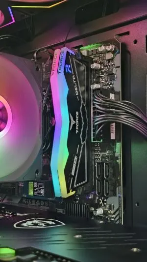 RTX 3090 24GB/ Ryzen 7-7700/ RAM 32GB/ SSD 1TB/ B650 / PC de gaming Dark Reaper DR031