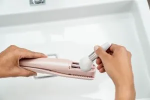 Преса за цъфтящи крайща Beurer HT 22 Split end trimmer, 2h operating time, Incl. cleaning brush and USB cable, Collection chamber, LED display, Transport lock