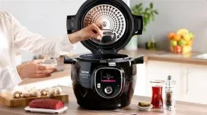 Мултикукър Tefal CY855830 Cook4me Connect + 150 BG recipes, 6L, black
