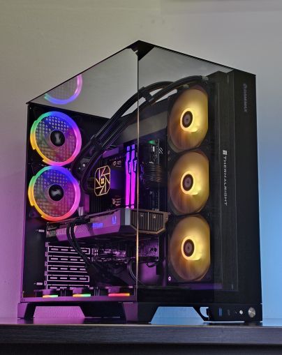 Ryzen 7-9800X3D/ RTX 5070TI 12GB/ RAM 64GB/ SSD 2TB/ B850/ Водно Охлаждане/ Геймърски компютър Dark Reaper DR0040