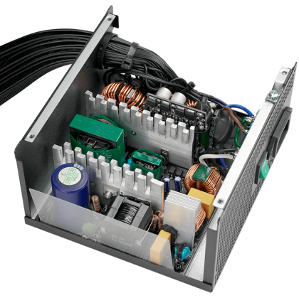 DeepCool PK650D, 650 W, 80 Plus BRONZE, condensatori taiwanezi, cabluri plate negre, ventilator 120 mm, SCP/OPP/OTP/OVP/OCP/UVP, 5 ani garanție