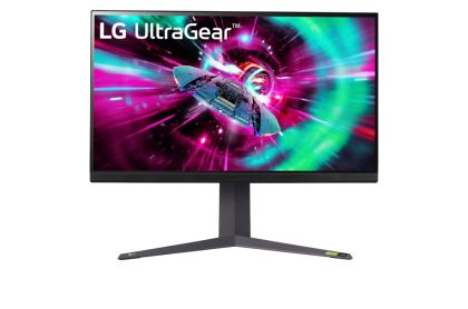 Monitor LG 32GR93U-B, 32", UltraGear IPS 1ms, AG, UHD 4K (3840x2160), 144Hz, HDR 400, 700:1, 400cd/m2, DCI-P3 95%, USB3.0 (1up/2down), VRR , AMD Free-sync, NVIDIA G-Sync, HDMI, DisplayPort, Height Adjustable, Pivot, Tilt, Headphone Out, Black