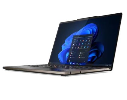 Laptop Lenovo ThinkPad Z13 G2 AMD Ryzen 7 PRO 7840U (până la 5,1GHz, 16MB), 32GB LPDDR5x-6400, 1TB SSD, 13.3" 2.8K (2880x1800) OLED AR, AS, Touch, AMD Radeon, grafică Backlit FHD80, F780 & Radeon , WLAN, BT, WWAN Quectel 4G LTE, FPR, 3 celule, FPR, Win11P