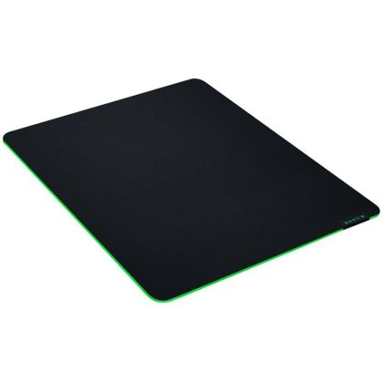 Razer Gigantus V2 Büyük, Dokulu mikro dokuma kumaş yüzey, Kalın, yüksek yoğunluklu kauçuk köpük, Kaymaz taban, 450 x 400 x 3 mm