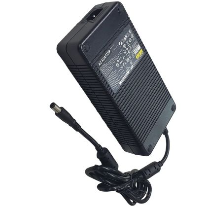 Adaptor pentru laptop de înlocuire Makki pentru încărcător laptop DELL - 19.5V 11.8A 230W 7.4x5.0mm - MAKKI-NA-DL-78