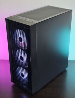 RTX 5070 12GB/ Ryzen 7-7700/ RAM 32GB/ SSD 1TB/ 1000W 80 Plus Silver  - Геймърски компютър DarkReaper Z1
