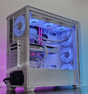 Ryzen 7-7800X3D/ RTX 5070/ RAM 32GB/ SSD 1TB/ Водно Охлаждане/ 1000W/ Геймърски компютър - Aorora S2