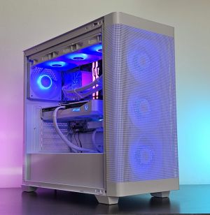 Ryzen 7-7800X3D/ RTX 5070/ RAM 32GB/ SSD 1TB/ Водно Охлаждане/ 1000W/ Геймърски компютър - Aorora S2