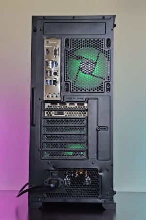 RX 6900XT 16GB/ Ryzen 7-5700X/ SSD 1TB/ RAM 32GB/ 1000W Захранване/ Геймърски компютър DarkReaper Z99