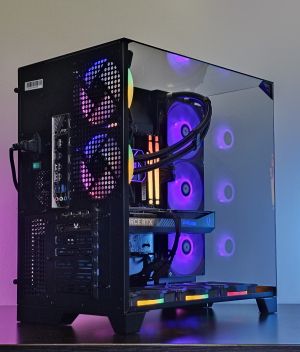 Ryzen 7-9800X3D/ RTX 5070TI 12GB/ RAM 64GB/ SSD 2TB/ B850/ Водно Охлаждане/ Геймърски компютър Dark Reaper DR0040