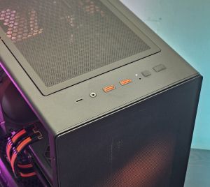 RX 9070XT 16GB/ Ryzen 7-7800X3D/ RAM 32GB /SSD 1TB/ +Windows 11 Pro/ Геймърски компютър Dark Reaper DR035