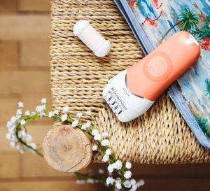 Epilator Rowenta EP4920F0, Wet & Dry Aquasoft, epilator/ aparat de ras/ aparat de tuns 3 în 1, tehnologie avansată de epilare, 24 pensete igienice din oțel inoxidabil și deschidere pentru pensete de 0,8 mm, sistem de ghidare a părului, cap de 31 mm, corp 