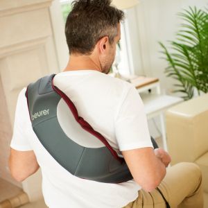Massager Beurer MG 151 3D Shiatsu massager; for shoulders, neck, back and legs; 3D massage heads; 8 rotating Shiatsu massage heads; Clockwise/anti-clockwise rotation; 3 levels; automatic switch-off; light and heat function
