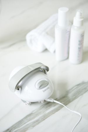 Massager Beurer CM 50 Cellulite massage, flex system, 2 level massage intensity