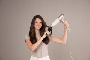 Hair dryer Beurer HC 70 Hair dryer, 2100 W, Ionic function, Powerful DC motor, 2 attachments, 3 heat settings, 2 blower settings, cold air, overheating protection, Removable safety filter