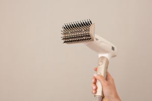 Hair dryer Beurer HC 150 FusionDry Pro Hair dryer - Powerful, brushless motor, Ergonomic folding handle, Ion function, 3 heat & blower settings, cold air, Extra quiet, EasyClick - Magnetic attachments, LCD display, Bag