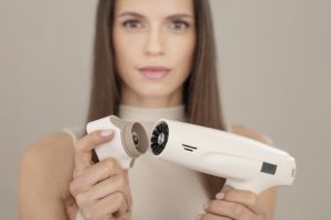 Hair dryer Beurer HC 150 FusionDry Pro Hair dryer - Powerful, brushless motor, Ergonomic folding handle, Ion function, 3 heat & blower settings, cold air, Extra quiet, EasyClick - Magnetic attachments, LCD display, Bag