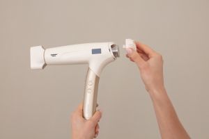 Hair dryer Beurer HC 150 FusionDry Pro Hair dryer - Powerful, brushless motor, Ergonomic folding handle, Ion function, 3 heat & blower settings, cold air, Extra quiet, EasyClick - Magnetic attachments, LCD display, Bag