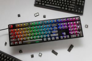 Ducky професионална геймърска механична клавиатура Professional Gaming Mechanical Keyboard One 3 Aura Black - Cherry MX RGB Brown Switches [Tactile]