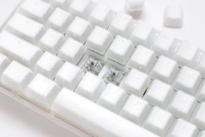 Ducky Professional Gaming Mechanical Keyboard One 3 Mini Aura White -  Cherry MX RGB Brown [Tactile]