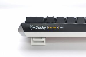 Ducky професионална геймърска механична клавиатура Professional Gaming Mechanical Keyboard One 3 Mini Classic - Cherry MX RGB Brown Switches [Tactile]
