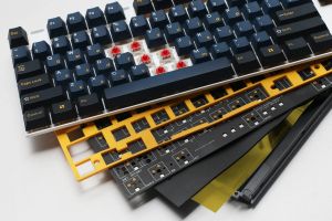 Ducky професионална геймърска механична клавиатура Professional Gaming Mechanical Keyboard One 3 Pro Nazca Line - 8K, Cherry MX2A RGB Red [Linear]