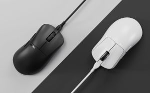 Pulsar професионална геймърска мишка Wired Gaming Mouse Xlite Wired Size2 Black