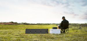 Ecoflow Portable Power Station RIVER 3 UPS + 45W Solar Panel with USB-C