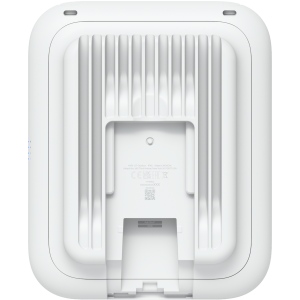 Ubiquiti U7-Outdoor All-weather WiFi 7 AP with 4 spatial streams, an integrated directional super antenna, and versatile mounting options