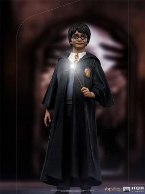 Statuie Iron Studios: Harry Potter - Statuie la scară de artă Harry Potter 1/10 WBHPM40721-10