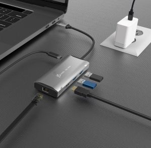 j5create JCD392 4K60 Elite USB-C® USB4 10Gbps Travel Dock