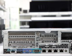 HP ProLiant DL380e Gen8, 2x Intel Xeon 8-Core E5, 64GB RDIMM DDR3, No storage SAS 3.5", Rack Mount 2U, Grade A-