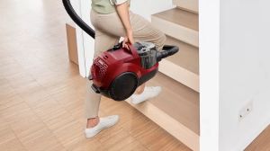 Прахосмукачка Bosch BGC21X350, SER4 Bagless vacuum cleaner, 750 W, 2.0 L, 78 dB(A), Red